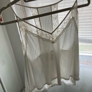 Tank top with lace